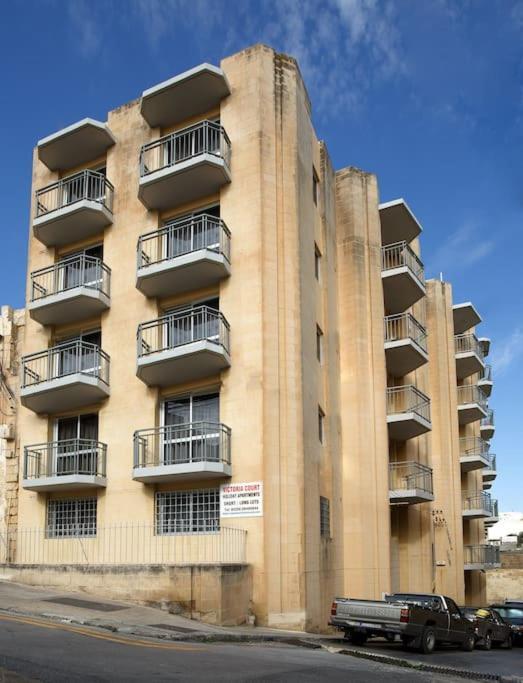 1 Bedrm Apt Seaview Balluta Bay St. Julian's Exteriör bild